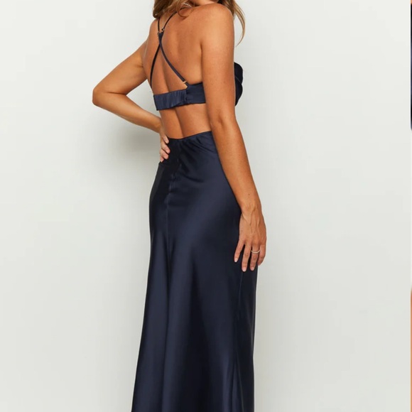 Beginning Boutique Navy Formal Maxi Dress - Picture 3 of 6